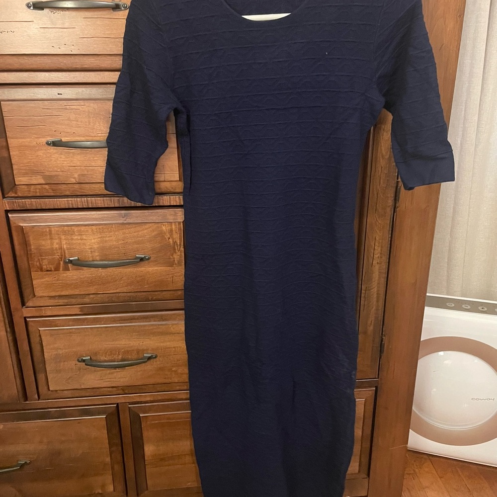 Ingrid & Isabel Navy Blue Knit Fitted Maternity Dress, size small
